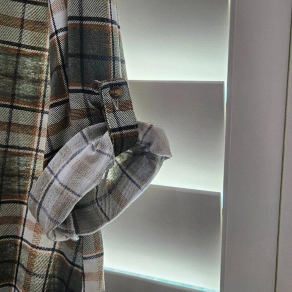 Eden & Olivia Plaid Button-Up Shirt 3/4 Roll Tab Sleeves Women's Large - Picture 7 of 12